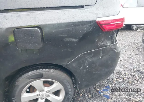 2016 Toyota Sienna L 7 Passenger z USA, uszkodzony, nr VIN 5TDZK3DC7GS729787